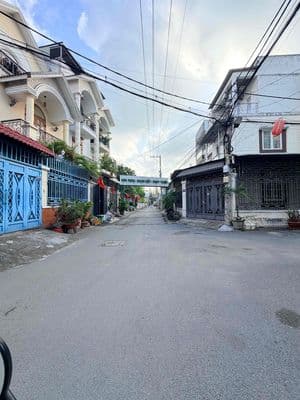 Bán Nhà Hẻm xe hơi cạnh Uỷ Ban phường Thạnh Xuân