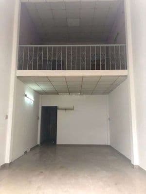 10tr_4x13m lửng đúc_MT kinh doanh Nguyễn Sơn_cho thuê nhà kinh doanh