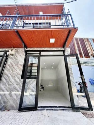 Nhà mới ở Tô Ngọc Vân Quận 12 gần Chợ Thạnh Xuân. Giá 930tr còn TL