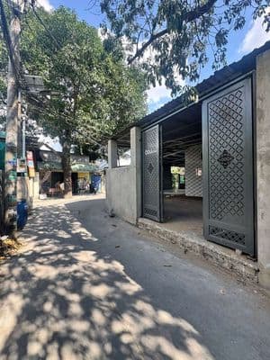 Mua 1 tặng 2 căn nhà gần ngã tư Chiêu Liêu
