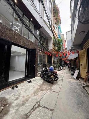 Cực hiếm Thanh Nhàn, phân lô, Thang Máy, 3 thoáng 40m*5T giá 8,1 tỷ.