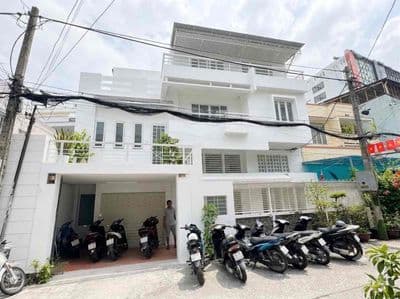 Cho thuê villa sư vạn hạnh q10 - dt 11x15m - 4 tầng - 65tr