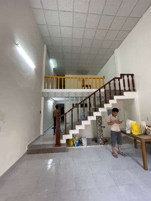 Cho thuê nhà đường: bàu cầu 8 - gần phạm hùng
