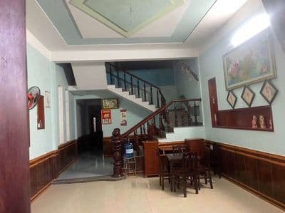 Cho thuê nhà 3 tầng: bàu cầu 3 - 5 phòng ngủ