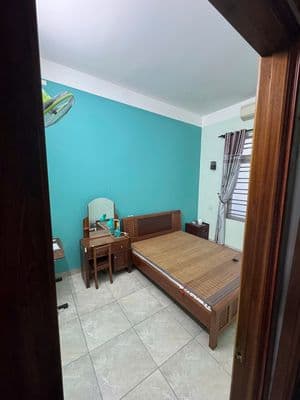 Nhà 3 tầng 3pn mt chính hữu