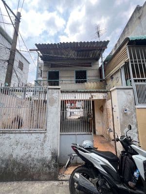 Nhà C4 tiện xây mới HXH Trịnh Đình Trọng, dt 114 m2 giá 7 tỷ 7 tl