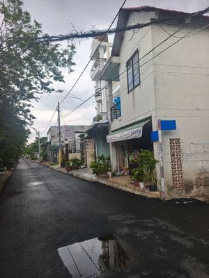 Bán đất đường ôtô xã Tân Kiên. DT 11x27=285m KDC hiện hữu.