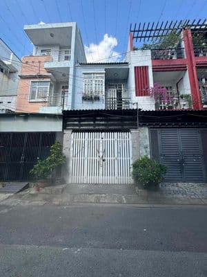 Hẻm 8m đường Vườn Lài, p. Tân Thành. (DT: 4x18m 1 lầu). Giá: 8.9 tỷ