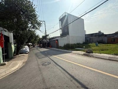 Bán đất mt lê thị hồng gấm, dt 70m2, giá 4 tỷ