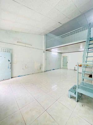 10/8 có nhà nguyên căn rộng đến 80m2 ngay chợ phạm văn bạch tân sơn