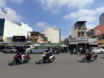 Mặt bằng đất trống 653 655 Xô Viết Nghệ Tĩnh