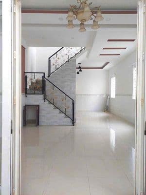 Nhà hẻm 2m phạm thế hiển, 5x12, 1 trệt 1 lầu, 2pn, ở liền, cọc 1 thang