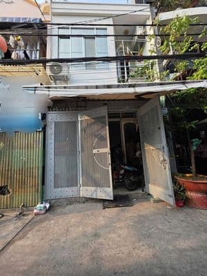 Bán nhà 2pn hẻm xe hơi đường Nguyễn Trãi, P.Nguyễn Cư Trinh, Q.1