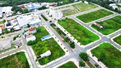 Chính chủ bán đất đường 12m kdc phước đông sát cổng mặt tiền ql 50