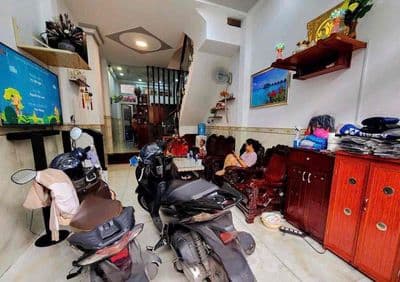 DT 45m2 (3,6 x 14) / Trệt 1 Lầu / Phan Huy Ích / Gò Vấp