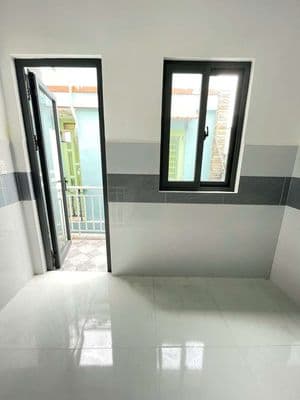 nhà 3x5 đúc pbhtr đong Qbtân