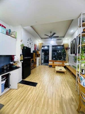 cho thuê nhà nguyên căn gần Vinhome - full nội thất