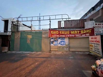 Mặt bằng cho thuê 10x50