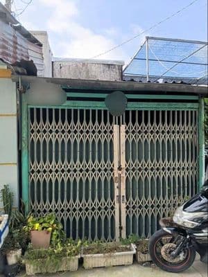 Cho thuê nhà tiện làm kho hàng- giầy dép- may mặc- hoặc ở gia đình