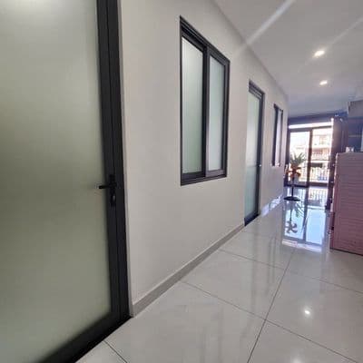 cho thuê nguyên tầng 2 tòa nhà TL 10 & Lê Đình Cẩn, 6 x 14m, 3pn2wc