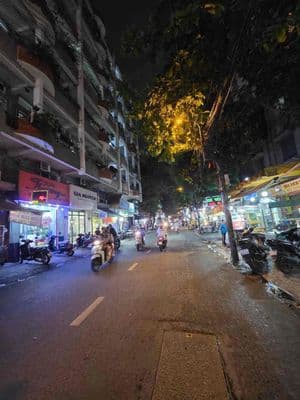 Bán Chung cư Miếu nổi 45m2 -2pn giá nhỉnh 2 tỷ