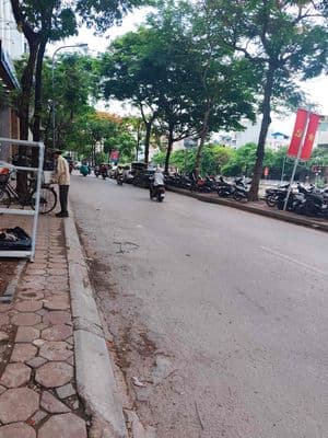 Bùi Xương Trạch,Thanh Xuân - 42m2x5T,chắc chắn - 20m ra oto - 7,5 tỷ