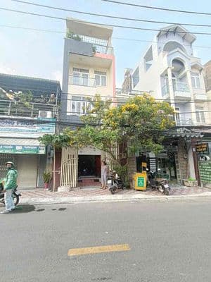 Nhà đẹp 6pn mặt tiền đường số ngay ql13, hiệp bình phước tđ