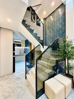 khó tìm, 3 tầng 3pn , 4 ty 550 thương lượng