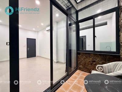 Studio sân vườn - full nt mới 100% - ngay trệt - lê văn sỹ