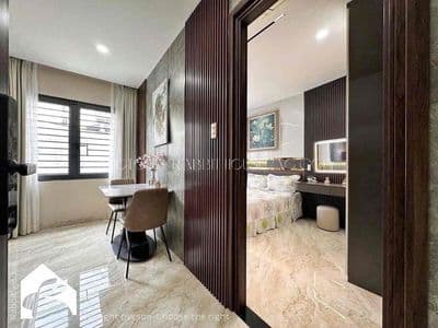Cho thuê căn hộ 1PN full nội thất ngay ngã tư Lạc Long Quân & Âu Cơ