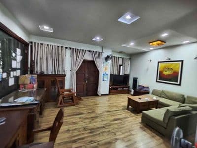 Cho thuê biệt thự 8x18 ngay trung tâm hoàng diệu 2, thủ đức