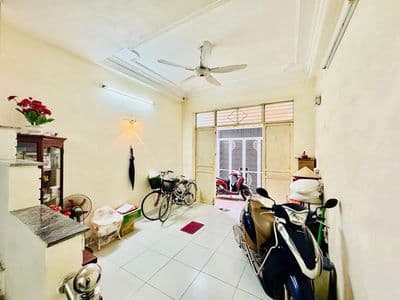 Chính chủ cho thuê ngõ 219 định công thượng, 35m , 4 tầng , 3 ngủ
