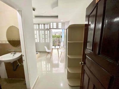 Studio bancol full nội thất ngay lũy bán bích - thoại ngọc hầy - vhu
