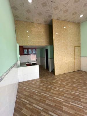 Kẹt tiền bán gấp nhà