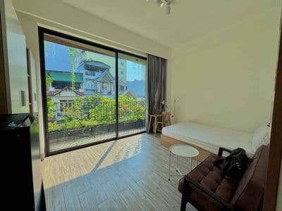 Căn hộ mới xây 100% - ban công cây xanh cực chill