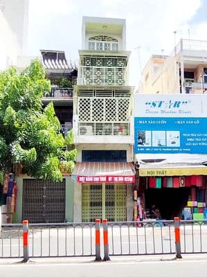 Cho thuê mặt bằng kinh doanh cực đẹp ngay trung tâm quận 10