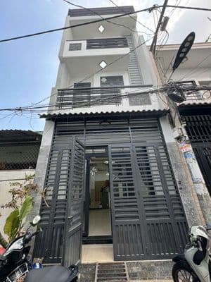 nhà 3 tầng 3 phòng ngủ có nội thất ,khu an ninh hẻm xe hơi
