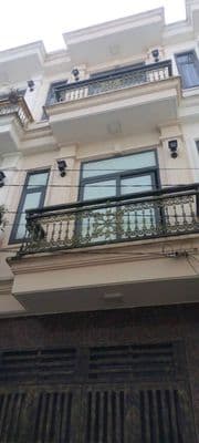 Nhà 1 trệt 2 Lầu Sân Thượng Đường Bình Thành BHH B bình tân