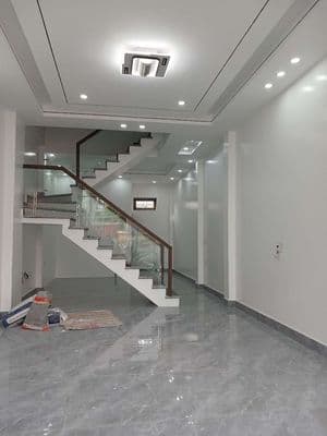Bán nhà Máng Nước - 70m - hơn 3 tỷ - ôtô đỗ cửa - nhà mới xây độc lập