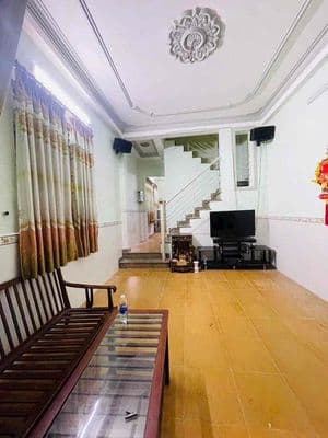 Nhà hẻm xe tải đậu cửa 5x14m