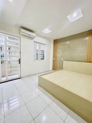 Cho thuê nhà cạnh cafe gấu gò vấp 2pn 8.5 triệu hbg
