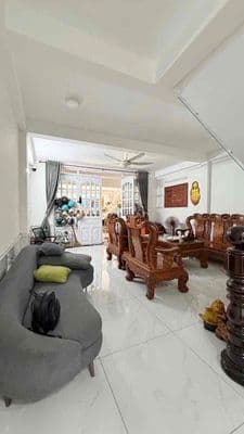 Chủ Ngộp Giảm Mạnh! Nhà Mặ/t Tiề/n 209m² + 8 Phòng Trọ Chỉ 6,9 Tỷ