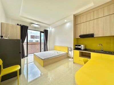 Studio bancol or cửa sổ 35m2 full nt, thang máy gần học viện Cán Bộ