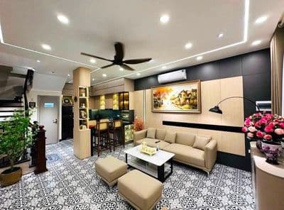 Bán nhà lô góc Kim Ngưu, 50m2, 9.3 tỷ