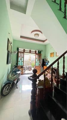 Bán nhà 58m2 Dĩ An, Sổ hồng riêng, 2 tỷ 9
