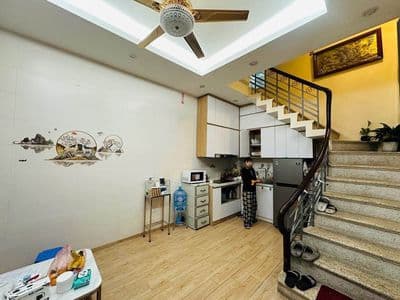 Nhà đẹp lô góc Khâm Thiên, 4 tầng, kinh doanh, 7.6 tỷ