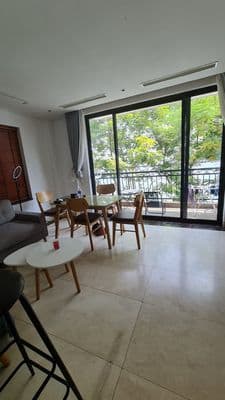 Cho thuê căn hộ View Hồ Tây - 55m2 - 1 ngủ 1 khách - 10 triệu/ 1 tháng