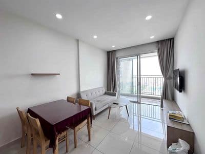 Cho thuê căn hộ chung cư Golden Mansion 2pn 2wc 75m2 gần sân bay TSN