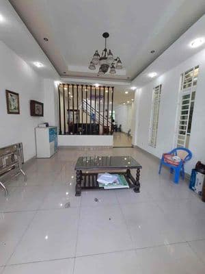 Nhà mặt tiền hẻm 1806 vừa ở và kinh doanh