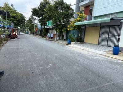 Cho thuê mặt bằng khu dân cư vĩnh phú nền gạch men 8tr